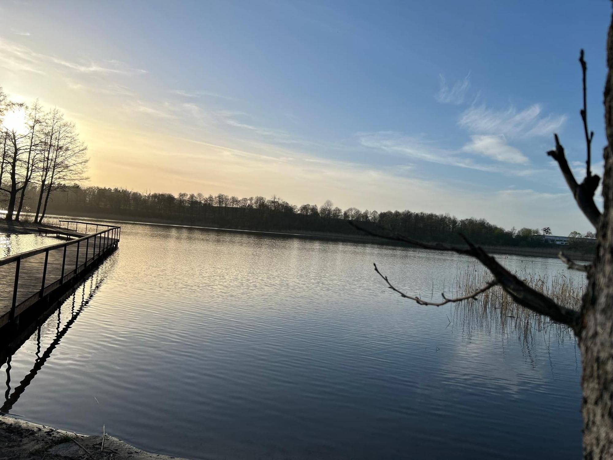 Caloroczny Domek Nad Jeziorem - Balia Z Jacuzzi Villa Balewo  Luaran gambar